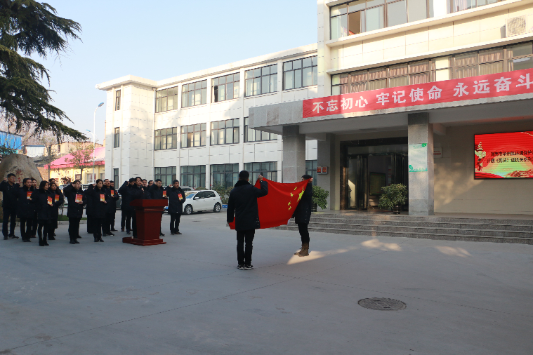 渭南华州区环保局：宪法宣传周系列活动正式启动