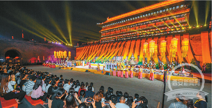 礼赞教师 西安南门广场上演教师之夜