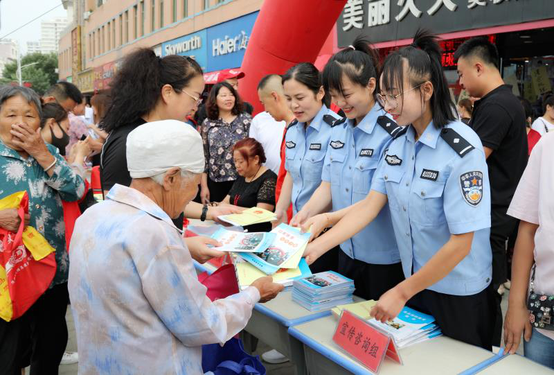米脂县司法局：党建引领 共建和谐社区