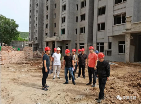 安塞区住建局：强化施工现场隐患排查  保障群众生命财产安全
