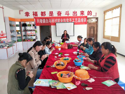 咸阳市总工会：一个劳模一面旗