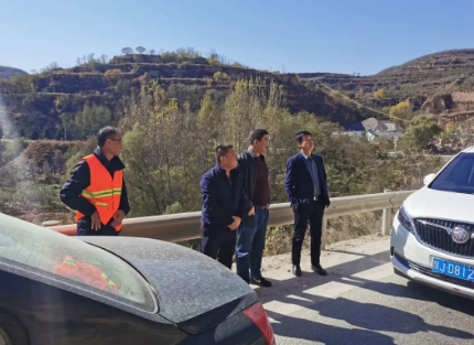 李成伟局长到宜川公路管理段检查指导工作