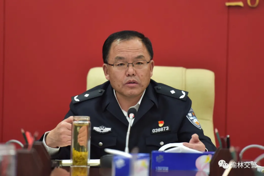 榆林市公安局交警支队：强化理论学习，提高法治化水平