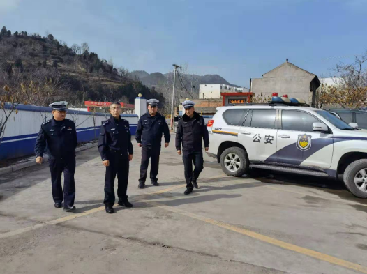 黄龙县公安局交警大队：抓管理基层调研指导，保安全强化隐患排查
