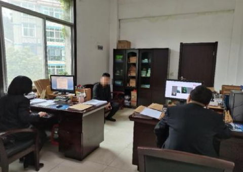 石泉法院：隔空耐心华纠纷，不“握手”也言和