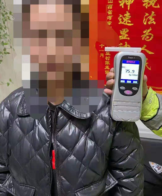 酒驾查缉不分男女 法律面前人人平等