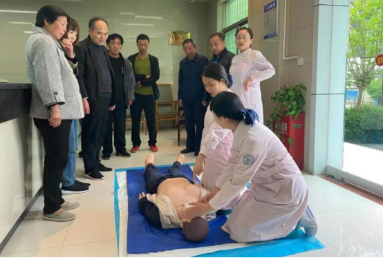 与爱同行 “救”在身边 ——渭南市华州区人民医院急救知识进机关活动圆满结束