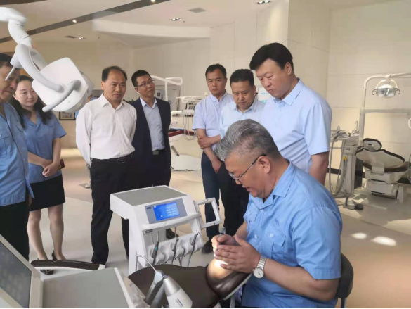 省药监局应宏锋局长赴咸阳市医疗器械生产企业检查调研
