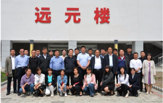 洛南县人社局举行培训机构观摩交流会