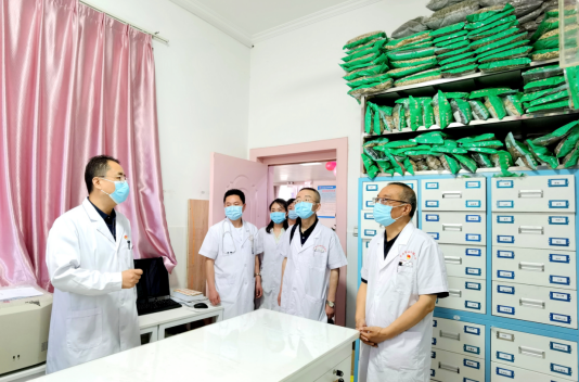 宝鸡市妇幼保健院专家组在扶风县开展对口帮扶活动