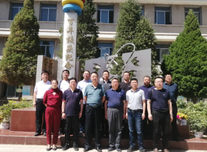 榆林市第十中学：加强安全防护  共筑和谐美丽校园
