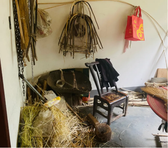 竹子的华丽变装——白河县仓上镇农庄村李永龙的篾手艺