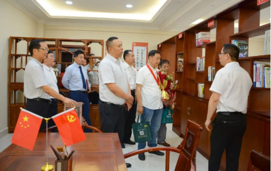 汉中市市场监管局：开展建党100周年“学党史、话创业、感党恩”主题座谈会