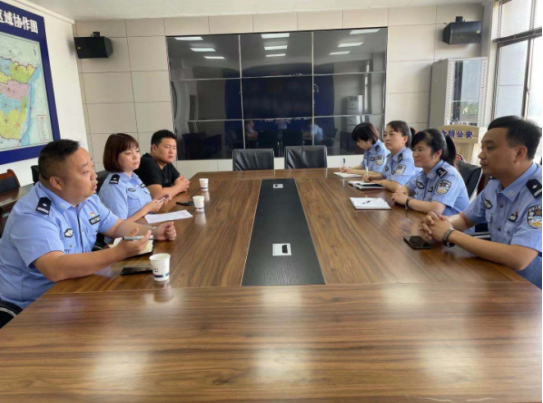 渭南市公安局华州分局出入境管理大队到合阳交流学习