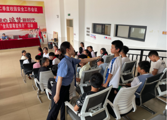 汉阴县：检察官进校园，为小学生上好暑假前“最后一课”