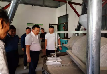 神木市市场监督管理局党组书记、局长深入一线实地调研驻村帮扶工作
