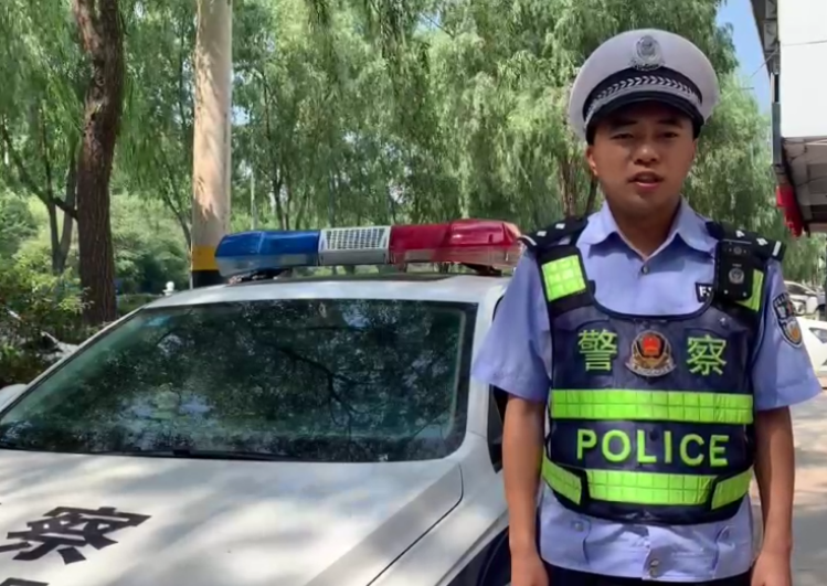 黄龙交警：“另类执法”，让群众感受人性化执法的温暖