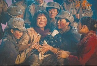 用光影镌刻精神丰碑