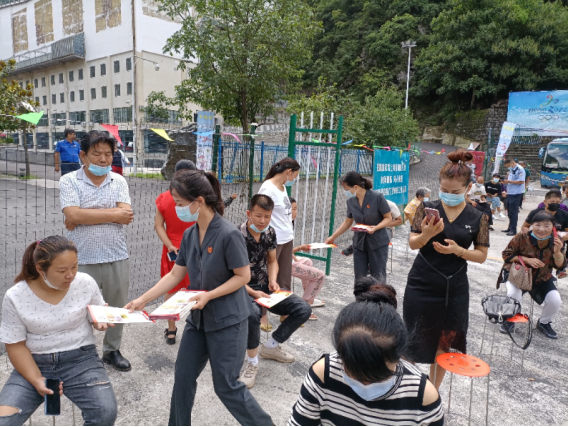 宁陕法院提高法庭工作效能，促进全域旅游高质量发展