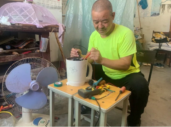 澄城县王庄镇：驻村帮扶暖民心  为民服务解难题