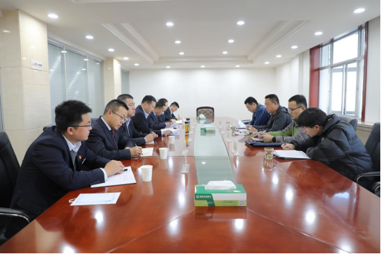 榆林银保监分局杜方林副局长一行深入榆林农商银行调研指导工作
