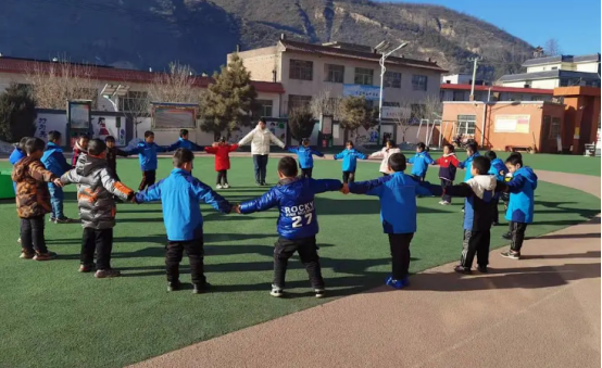 潜心育新人，扬帆再起航——子长市李家岔镇中心小学魏圆圆