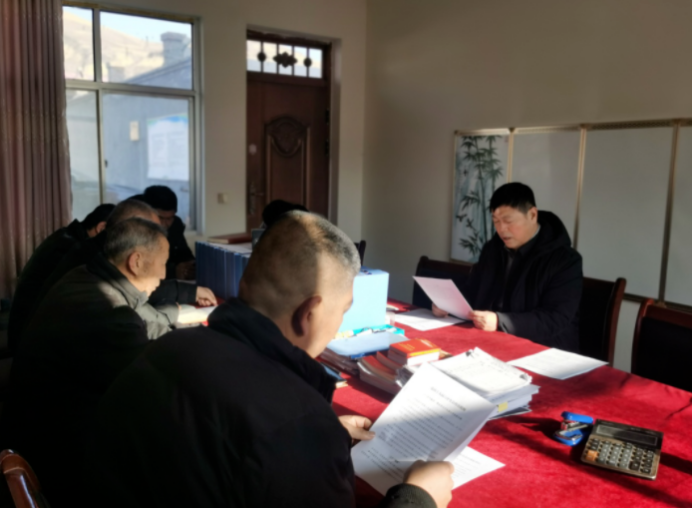 刘建平赴帮扶村宣讲十九届六中全会精神