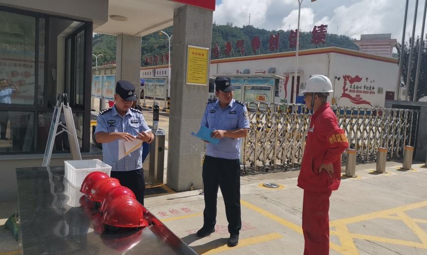 762cff2b569ddb04a5ef61a919a960f