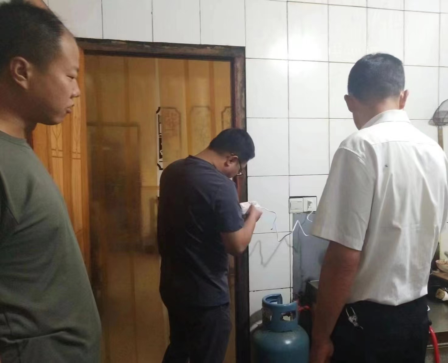 ff7a6e77473e62ad2eea351fe74835e