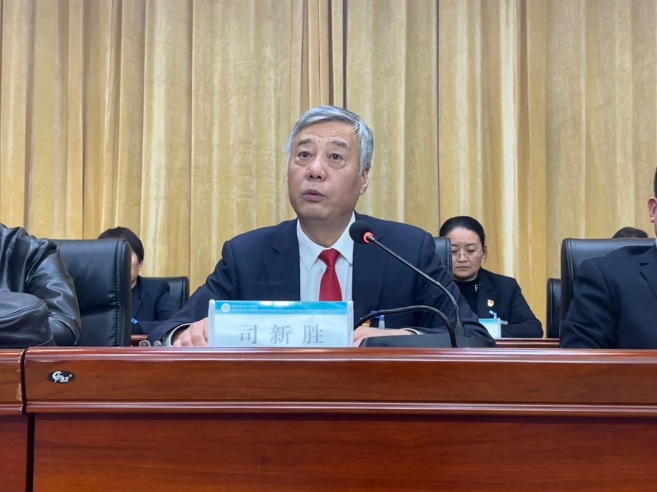 C:\Users\ADMINI~1\AppData\Local\Temp\WeChat Files\e6b96ec9bac2934f405f7cb431473be.jpg