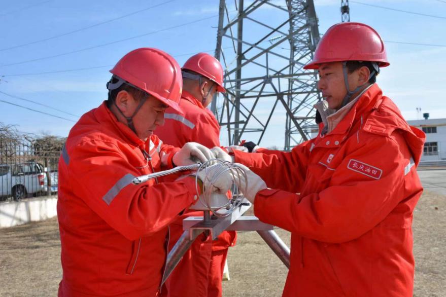 C:\Users\ADMINI~1\AppData\Local\Temp\WeChat Files\30897acf338f6088cad77690e1c9d54.jpg