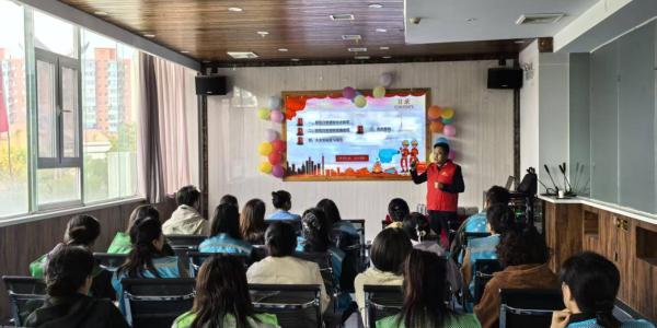 93b65ee11d174b42f3ee5823e300e6ed