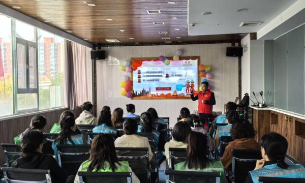 93b65ee11d174b42f3ee5823e300e6ed