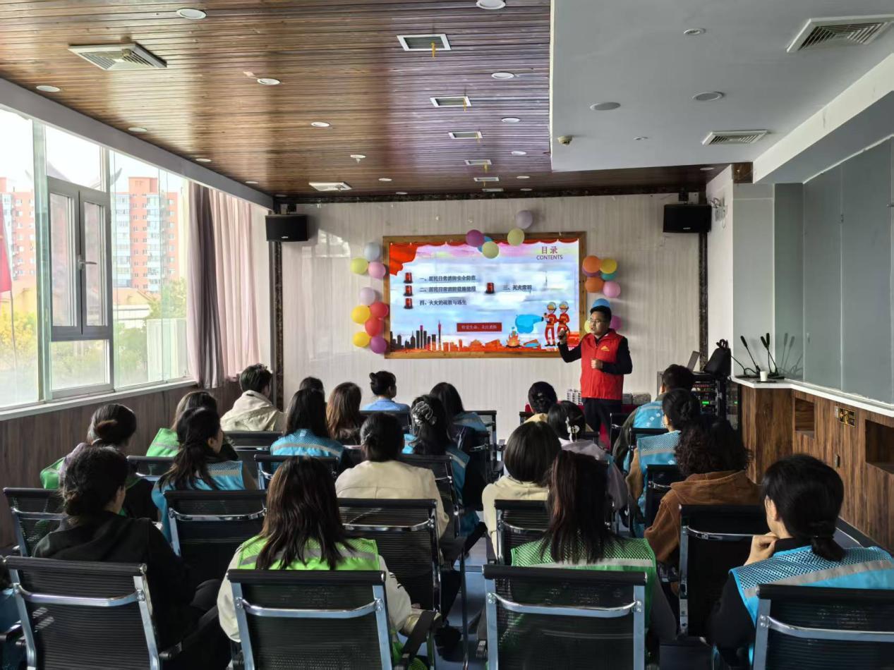 93b65ee11d174b42f3ee5823e300e6ed