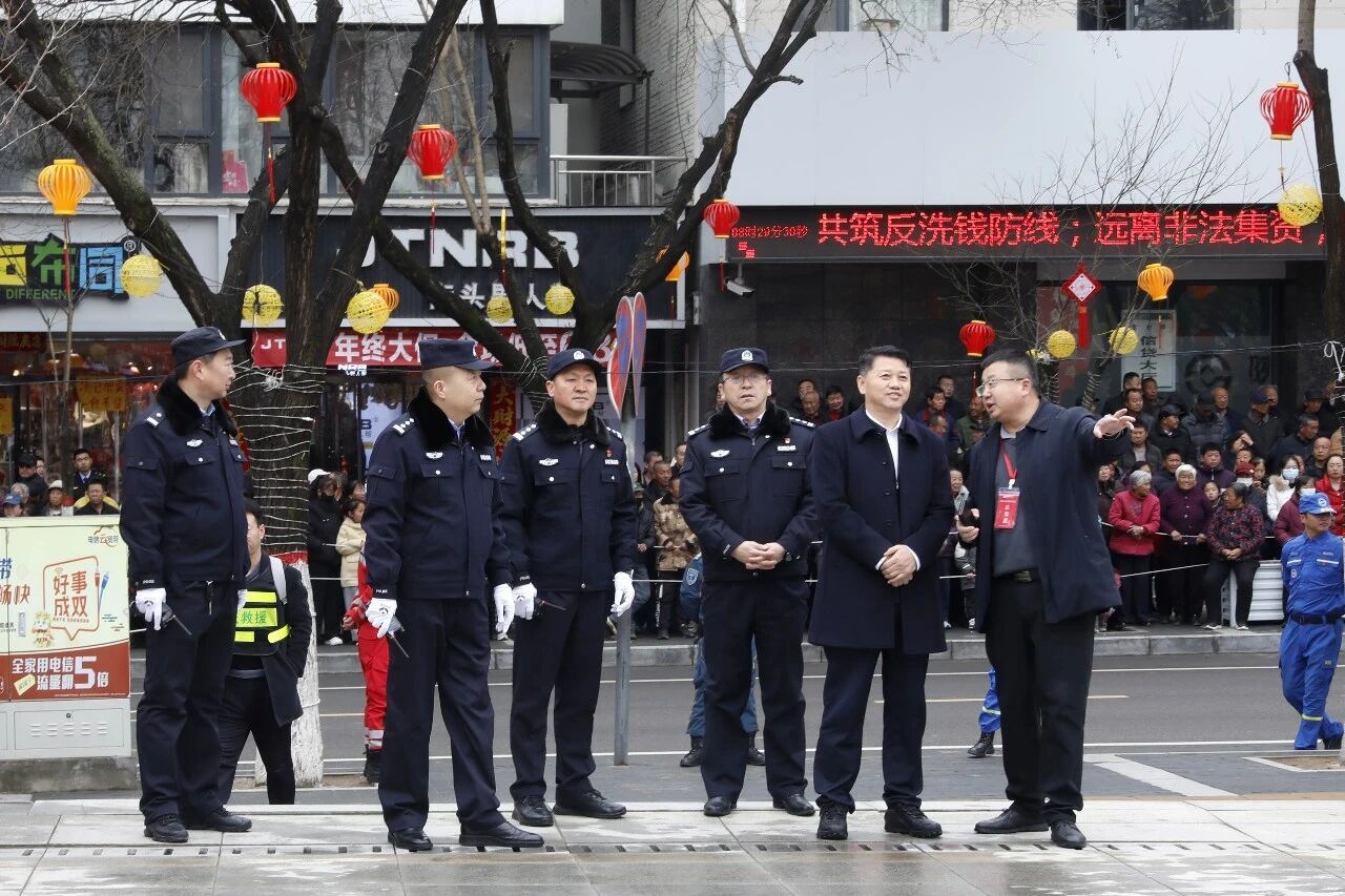 ba09f4bb9651e653bee7f5ae81d1a078